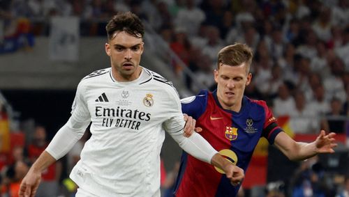  Asencio trở thành bài toán khó của Real Madrid. 