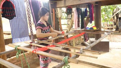 Công tác bảo tồn văn hóa dân tộc đang được thực hiện tốt. (Ảnh: KHÔI MINH)