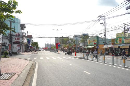 Đường Lò Lu hôm nay có mặt cắt ngang rộng 25m (Ảnh PHƯƠNG UYÊN)