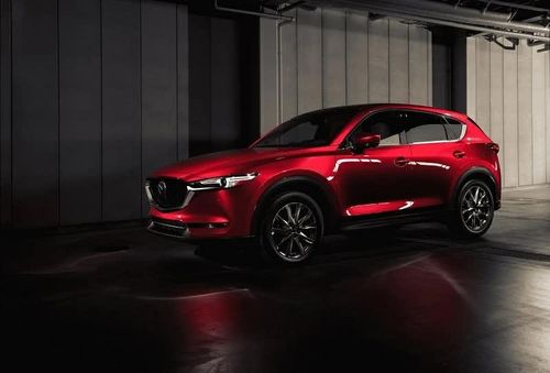 Top 5 xe đa dụng cỡ trung bán chạy nhất tháng 7/2026: Mazda CX-5 vươn lên dẫn đầu.