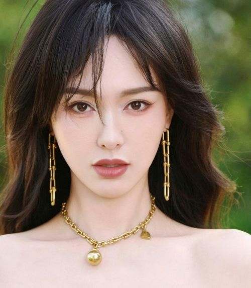 Dương Mịch và Đường Yên từ vị trí thân nhất thành không thể hóa giải.