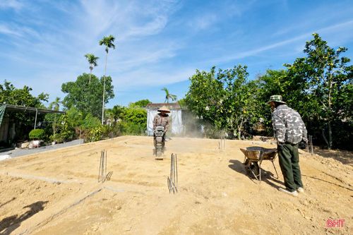 Công trình nhà của bà Nguyễn Thị Minh hiện đã thi công xong phần móng (ảnh chụp ngày 17/8/2026).