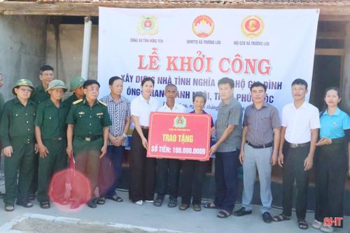 Xã Trường Lưu tổ chức lễ khởi công xây dựng nhà tình nghĩa cho gia đình cựu chiến binh Phan Thanh Nuôi ở thôn Phúc Lộc (5/2026).