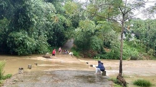 Đối với các địa bàn miền núi, các đập tràn thường tiềm ẩn nguy hiểm khi lũ dâng. (Ảnh: CTV)