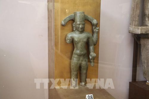 Bảo vật quốc gia được trưng bày tại Bảo tàng Đồng Tháp là nguồn tư liệu sống động dành cho du khách đam mê lịch sử và văn hóa. Ảnh: Hồng Thái - TTXVN 