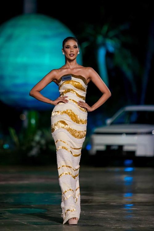 Người đẹp đến từ Malaysia cũng được đánh giá cao ở phần thi Top Model.