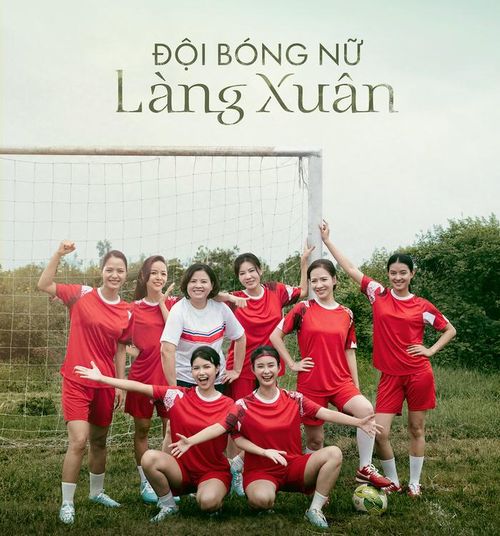 Đội Bóng Nữ Làng Xuân gây chú ý khi cùng Đội Bóng Đá Nữ Kung Fu khai thác chủ đề về bóng đá nữ. (Ảnh: NSX)