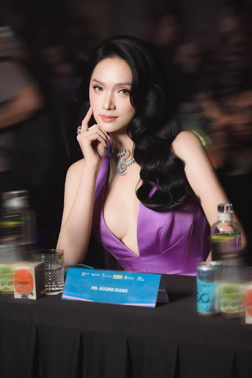 Hương Giang duy trì sức hút sau khi trở thành Á hậu 2 MGI All Stars năm đầu tiên.