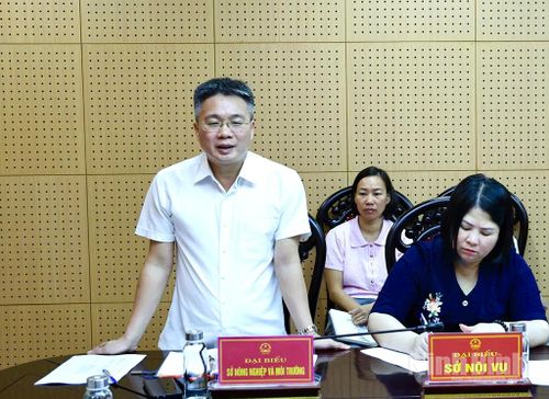 Lãnh đạo Sở Nông nghiệp và Môi trường phát biểu tại hội nghị.