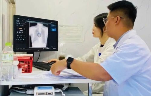 Hút thuốc lá là một trong những nguy cơ gây ra các bệnh liên quan đến đường hô hấp.