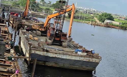 Thi công tại dự án sửa chữa cấp bách đập Thảo Long