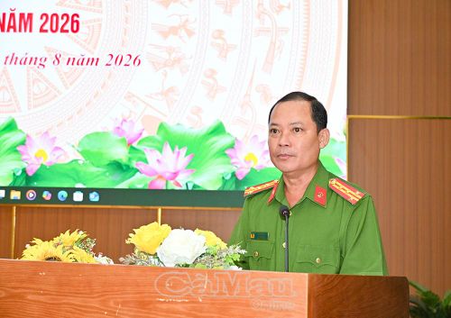 Đại tá Trần Văn Thi, Phó Giám đốc Công an tỉnh, Trưởng Ban tổ chức hội thi nhấn mạnh ý nghĩa, tầm quan trọng của sự kiện.