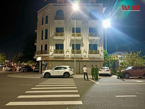 Lực lượng công an xuất hiện tại khu vực