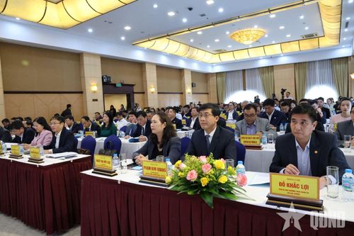 Đại biểu dự hội nghị.
