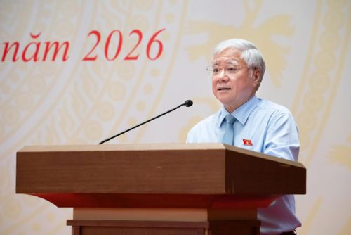 Phó Chủ tịch Thường trực Quốc hội Đỗ Văn Chiến phát biểu, giao nhiệm vụ. Ảnh: VIẾT CHUNG