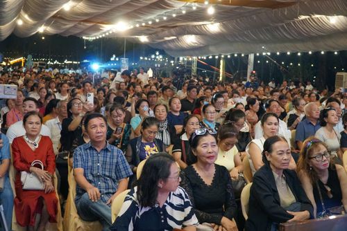  Khán giả tới xem chương trình 