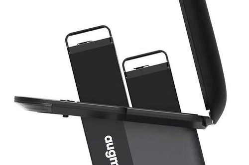 Điểm khác biệt đáng chú ý nhất của Augment 360 nằm ở cơ cấu bánh sau có thể gập vào trong thân xe. Sau khi gập, kích thước xe còn 1.265 x 350 x 1.180 mm. Với chiều dài này, Augment 360 có thể dễ dàng hơn khi đưa vào thang máy hoặc cất giữ trong không gian nhỏ.