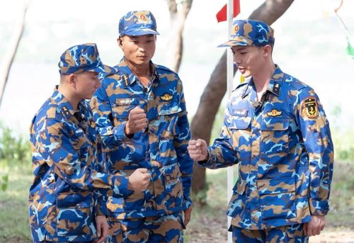 Khoảnh khắc của Erik ở tập 2 Sao nhập ngũ.