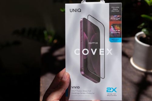Kính cường lực dành cho iPhone mới của Apple. Ảnh: Cuhiep