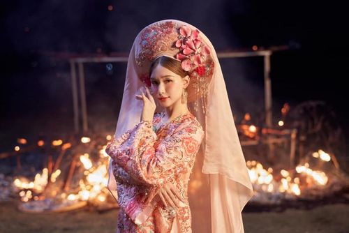 Hòa Minzy trong MV Bắc Bling.