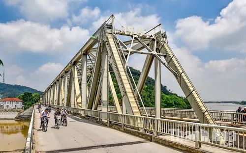 Khu vực Hàm Rồng đã được quy hoạch thành một quần thể di tích lịch sử - văn hóa, gắn với cảnh quan núi Ngọc, núi Rồng và dòng sông Mã. Cầu Hàm Rồng trở thành điểm đến để du khách tìm hiểu về lịch sử, về những năm tháng chiến tranh và về sức mạnh của con người trước thử thách.