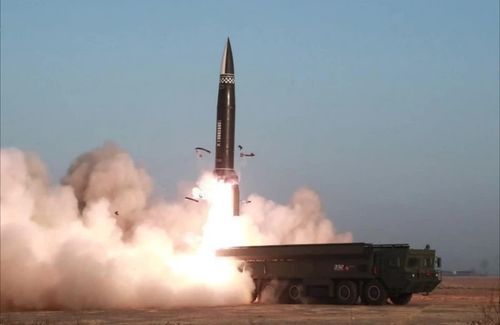 Tên lửa đạn đạo KN-30 do Triều Tiên sản xuất. Ảnh: Militarnyi.