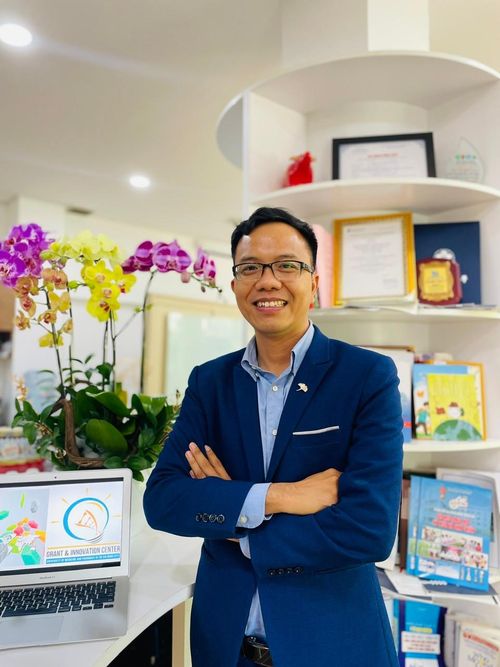 PGS. TS Trần Ngọc Đăng, người con Tam Kỳ, hiện công tác tại Đại học Y Dược Thành phố Hồ Chí Minh.