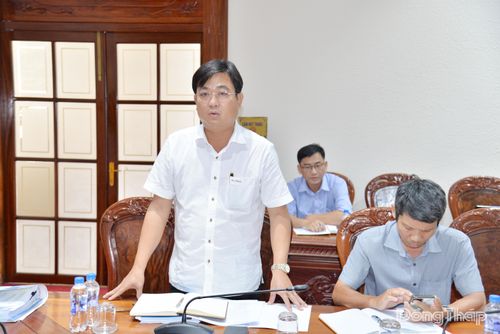 Giám đốc Ban QLDA giao thông Nguyễn Hoàng Khuyên phát biểu tại buổi làm việc.