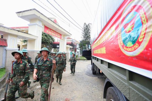Hàng ngàn cán bộ, chiến sĩ và các phương tiện đã được chuẩn bị sẵn sàng để ứng phó thiên tai