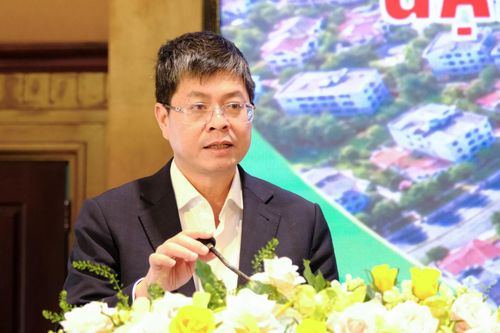 Đồng chí Nguyễn Hồng Hải, Ủy viên Ban Thường vụ Tỉnh ủy, Phó Chủ tịch UBND tỉnh Lâm Đồng phát biểu chỉ đạo tại hội nghị