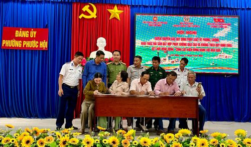 Ngư dân phường Phước Hội ký cam kết không vi phạm chống khai thác IUU