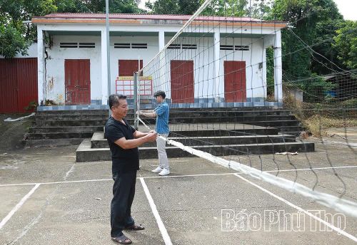 Cơ sở vật chất Nhà văn hóa thôn 11 còn hạn chế, cần được quan tâm đầu tư, nâng cấp.