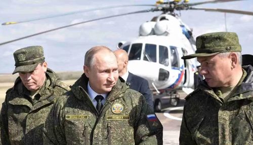 Theo ông Putin, các cuộc tấn công nhằm vào hạ tầng xuất khẩu ngũ cốc Ukraine sẽ không gây thiếu hụt lương thực trên thị trường toàn cầu, do Nga có khả năng thay thế nguồn cung từ Ukraine.
