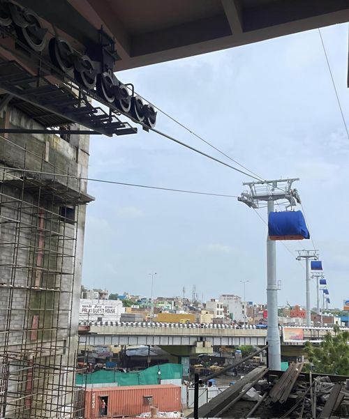 Dự án cáp treo tại Varanasi trong giai đoạn thi công. Ảnh: X/lucknow_index.