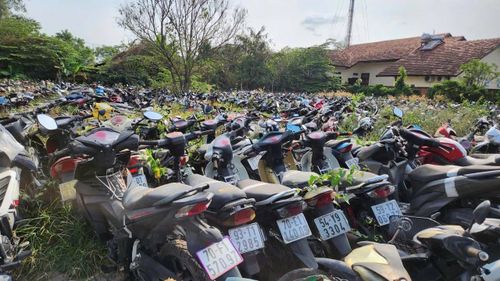 Giá khởi điểm của toàn bộ lô tài sản là hơn 27,8 tỷ đồng, tức trung bình khoảng 698.000 đồng/phương tiện. Ảnh: Công an TP.HCM.