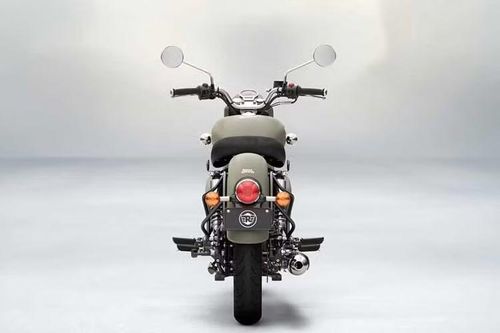 Phiên bản đặc biệt của mẫu xe môtô Royal Enfield Classic 350 Gorkha Edition có giá bán 210.684 Rupee (tương đương khoảng 57,67 triệu đồng) tại thị trường Ấn Độ và hiện chưa có thông tin sẽ đưa về Việt Nam.