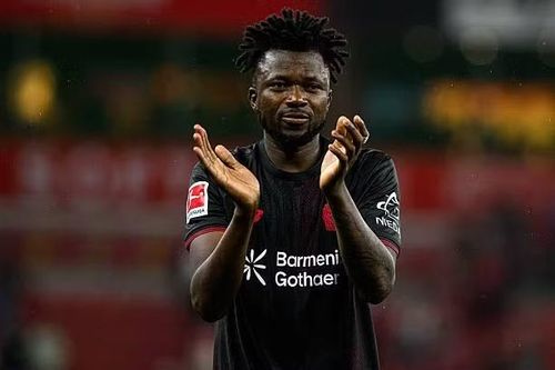 Tottenham và Newcastle đều quan tâm tới cầu thủ này, nhưng Man United được cho là đang chiếm ưu thế trong cuộc đua giành chữ ký cầu thủ 27 tuổi.