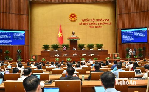 Kỳ họp không thường lệ thứ nhất, Quốc hội XVI. Ảnh: Viết Chung