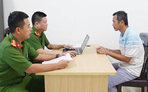 Đối tượng Nguyễn Văn Chung tại Cơ quan Công an. Ảnh: Công an Nghệ An