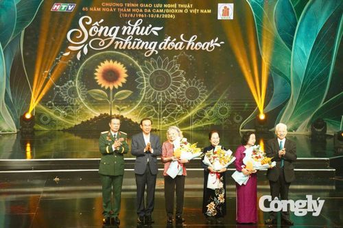 Tri ân các nhân vật có nhiều gắn bó với các nạn nhân chất độc da cam.