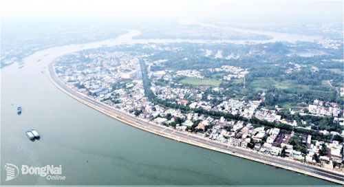 Đường ven sông Đồng Nai - một trong những dự án hạ tầng giao thông quan trọng tạo động lực khai thác khu vực hành lang sông Đồng Nai đoạn qua phường Trấn Biên đã hoàn thành xây dựng.