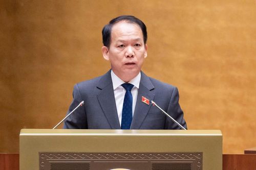 Bộ trưởng Bộ Tư pháp Hoàng Thanh Tùng trình bày báo cáo giải trình, tiếp thu, chỉnh lý dự thảo Luật Phổ biến, giáo dục pháp luật (sửa đổi).