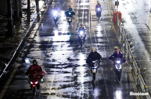 Kết quả này cho thấy hiệu quả bước đầu của công trình chống ngập khẩn cấp tuyến mương Thụy Phương trong việc hỗ trợ tiêu thoát nước khi Hà Nội xuất hiện mưa lớn kéo dài.