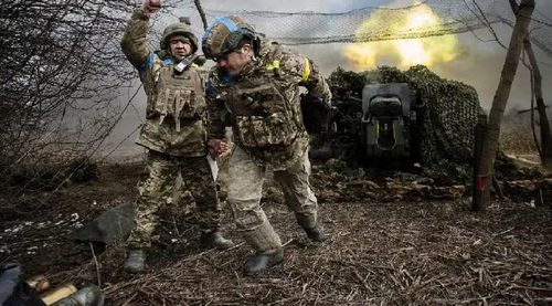 Theo điều tra của DIE ZEIT, riêng bang Saxony-Anhalt đã ghi nhận 80 binh sĩ Ukraine đào ngũ. Trên toàn nước Đức, các cơ quan chức năng ước tính con số có thể lên tới vài trăm trường hợp.