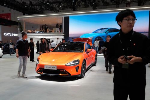 Xe điện đem về khoản thu tốt trong hoạt động kinh doanh của Xiaomi. Ảnh: Bloomberg.