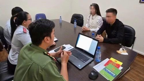Cơ quan chức năng xử lý cá nhân có hành vi phát ngôn lệch chuẩn trên không gian mạng. (Ảnh: Cơ quan chức năng cung cấp)
