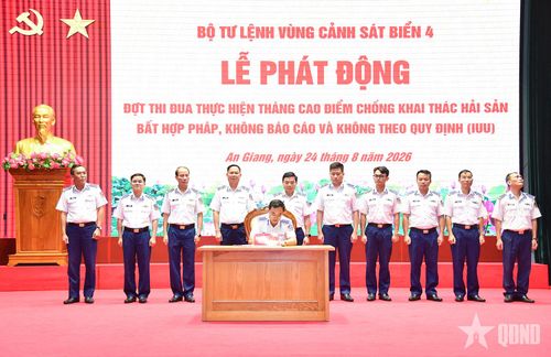 Các cơ quan, đơn vị ký kết giao ước thi đua.