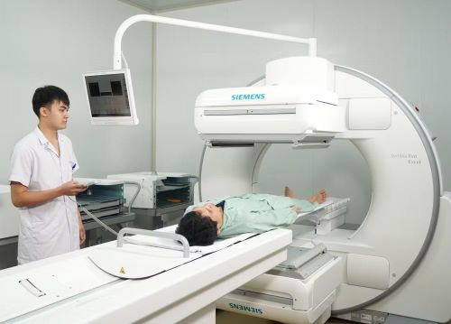 Chụp cắt lớp phát xạ đơn photon (SPECT) trong ung thư và các bệnh lý khác. Ảnh: Bệnh viện Ung bướu Hà Nội