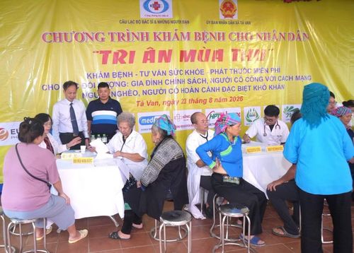 Chương trình “Tri ân mùa thu” được tổ chức tại Trường Phổ thông Dân tộc bán trú Tiểu học và Trung học cơ sở Tả Van.
