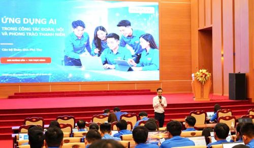 Hoạt động tập huấn AI và công nghệ số cũng nằm trong định hướng nâng cao chất lượng đội ngũ cán bộ Đoàn của Phú Thọ trong giai đoạn mới